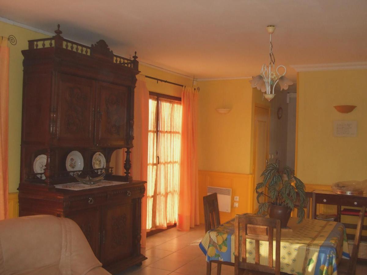 Le Bois Du Gart Villa Bossus-Les-Rumigny Eksteriør billede