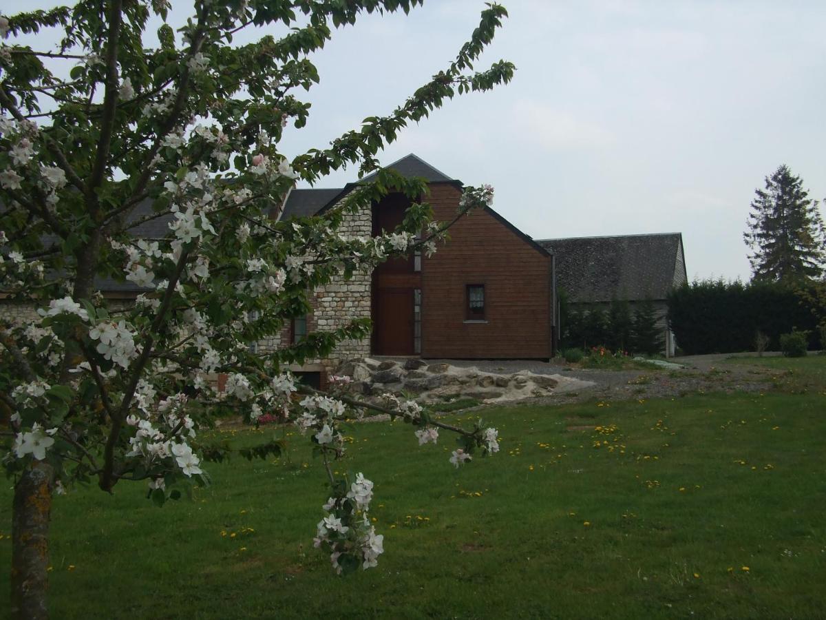Le Bois Du Gart Villa Bossus-Les-Rumigny Eksteriør billede
